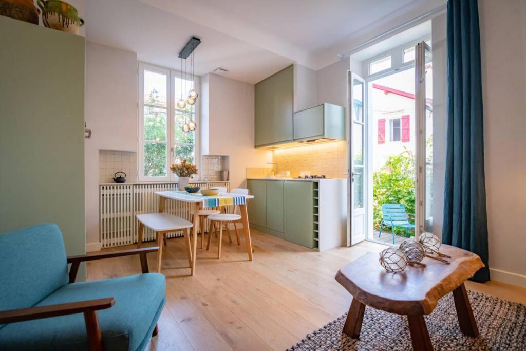 Cote Des Basques, Terrasse, Confort Et Qualite Biarritz Exterior photo